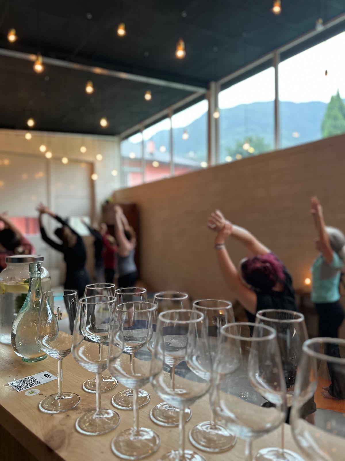 yoga e vino